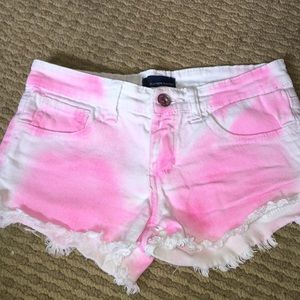 Tye dye pink & white short shorts